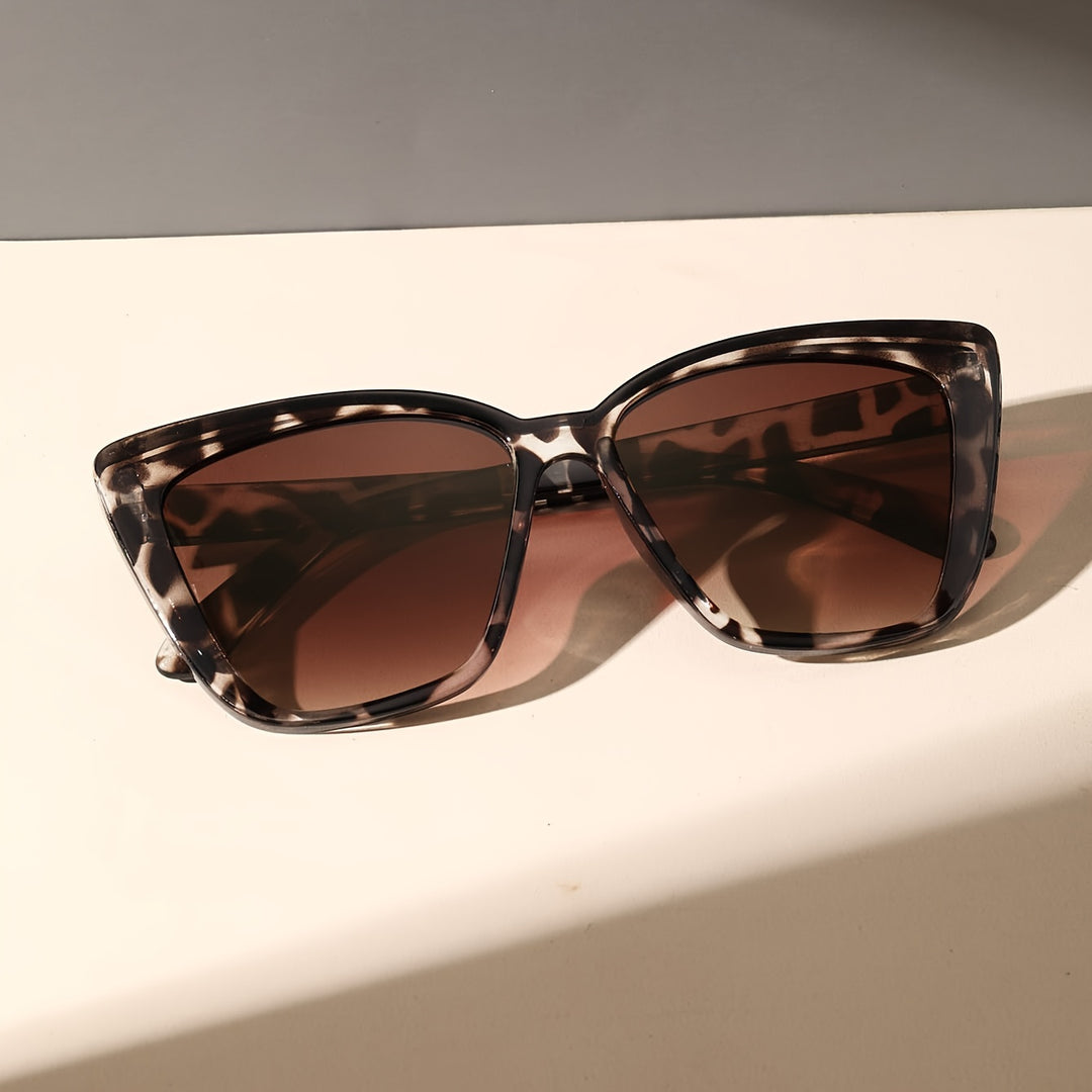 PIPPA | RETRO CAT EYE SUNGLASSES